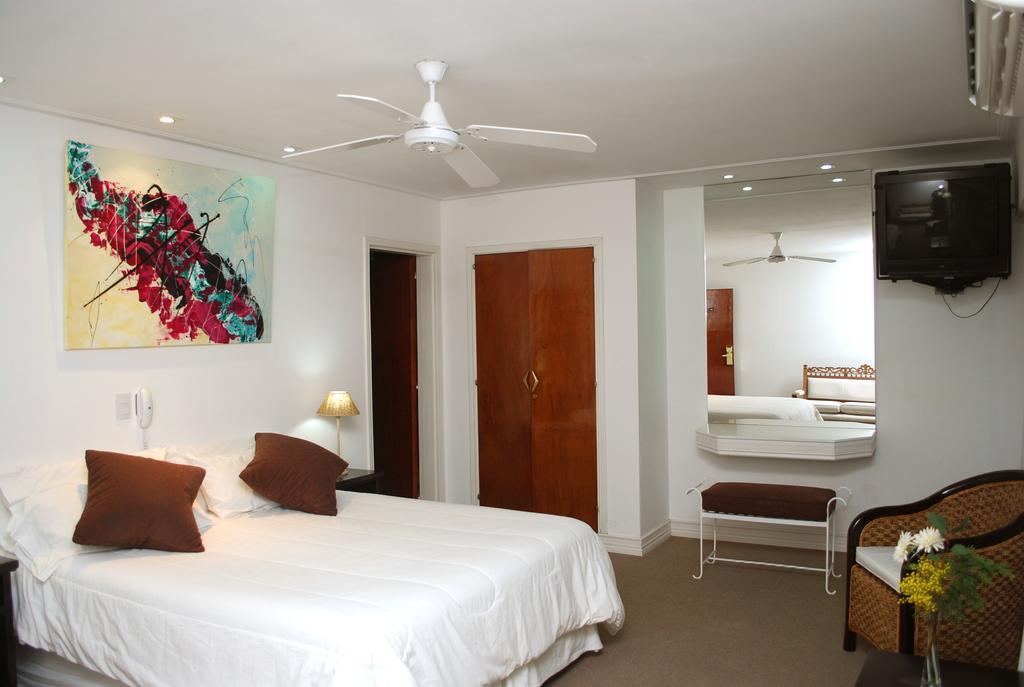 Hotel Corbel Superior มาร์เดลปลาตา ภายนอก รูปภาพ
